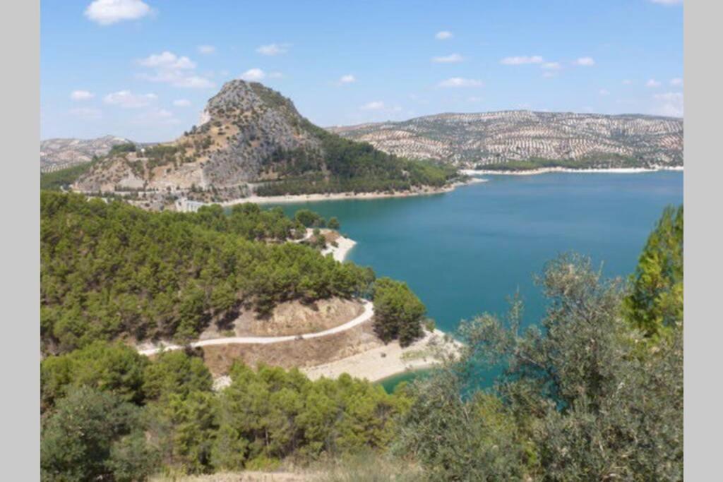 Studio Apartment In Ardales, Cerca El Caminito Del Rey Y Embalses Exterior foto